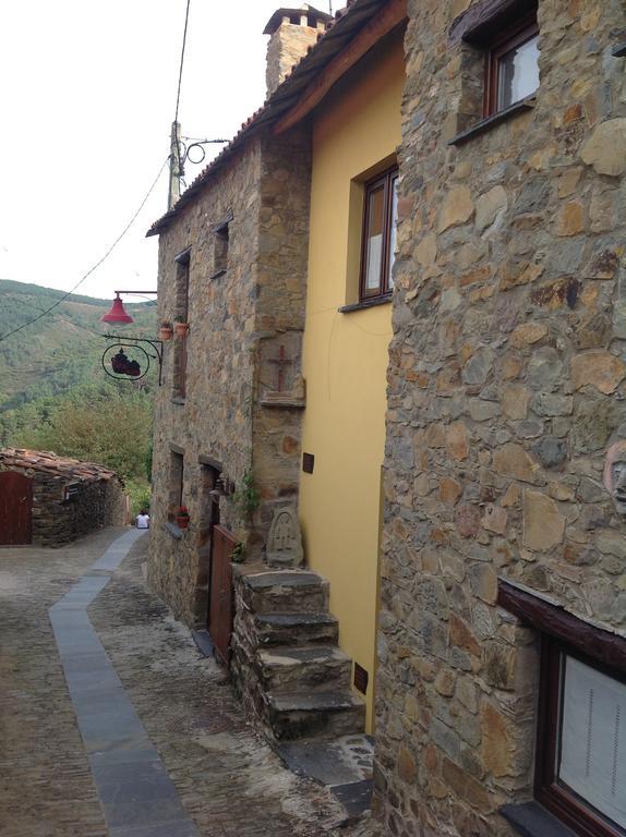 Villa Pátio do Xisto Gondramaz Exterior foto